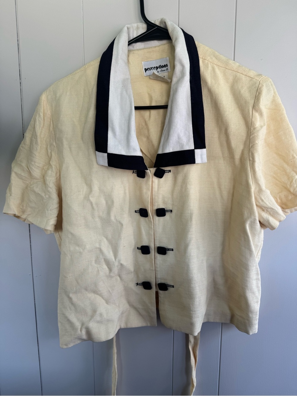 Vintage Cream Short Sleeve shirt with blue Trim